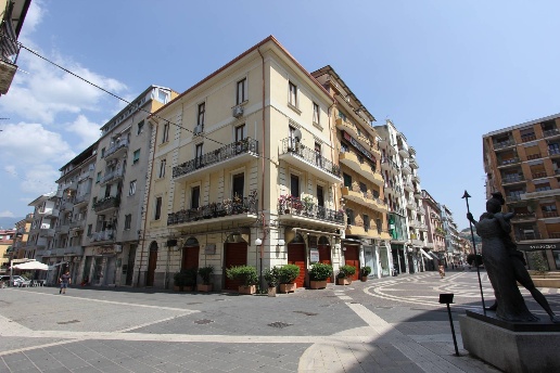 appartamento in vendita a Cosenza in zona Cosenza Vecchia