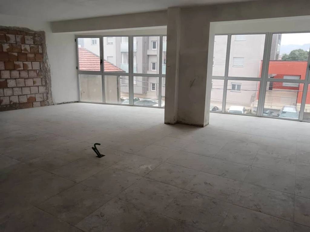 ufficio in vendita a Cosenza in zona Via Popilia