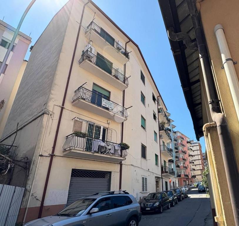 appartamento in vendita a Cosenza in zona Panebianco