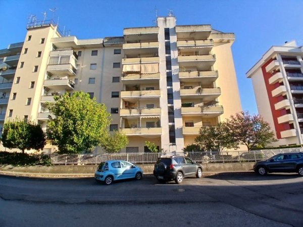 appartamento in vendita a Cosenza in zona Via Popilia