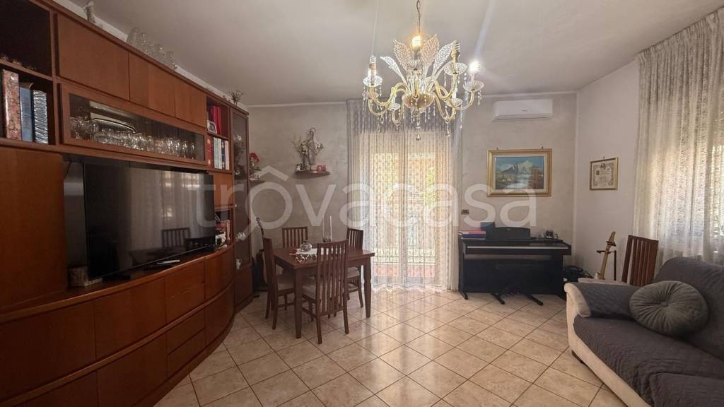 appartamento in vendita a Cosenza in zona Panebianco