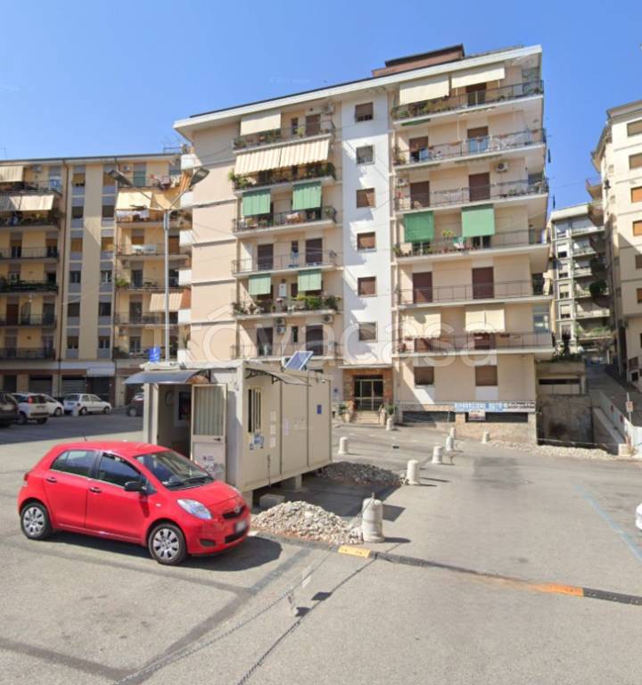 appartamento in vendita a Cosenza in zona Cosenza Vecchia
