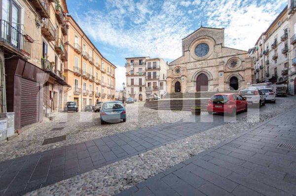 appartamento in vendita a Cosenza in zona Cosenza Vecchia