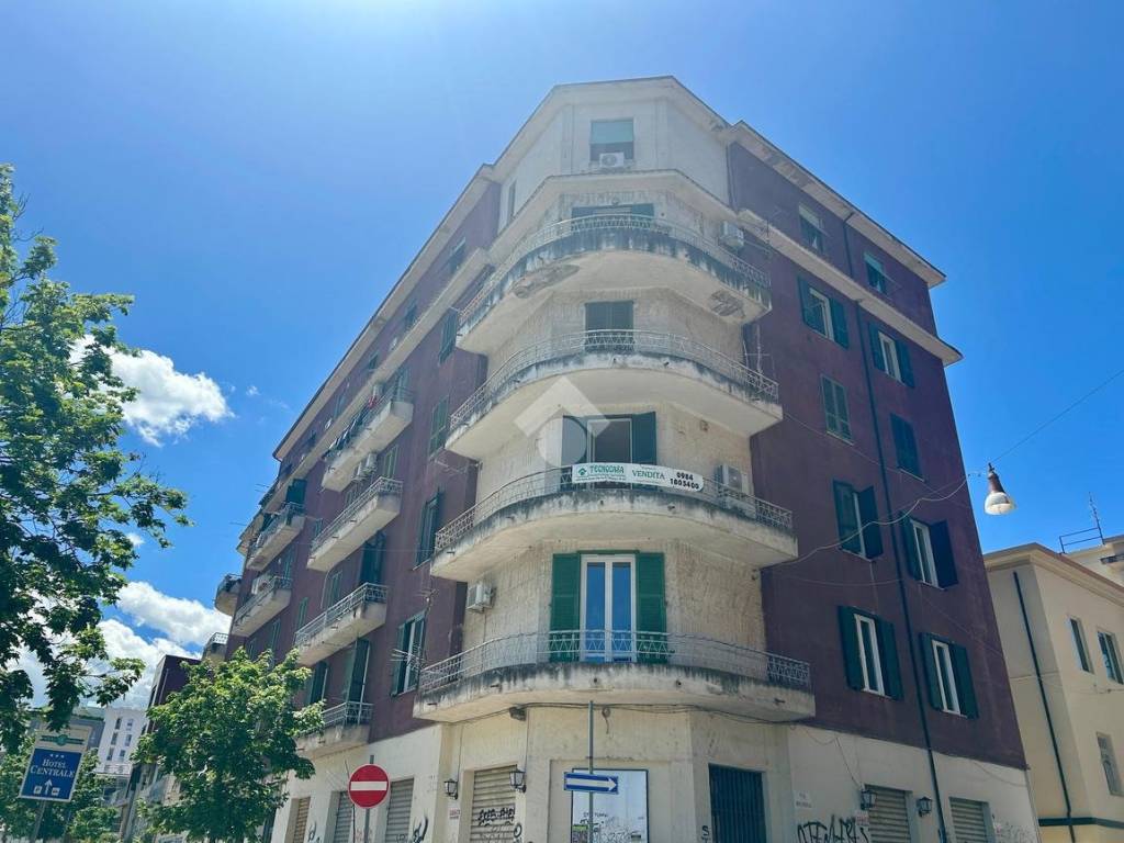 appartamento in vendita a Cosenza in zona Cosenza Vecchia