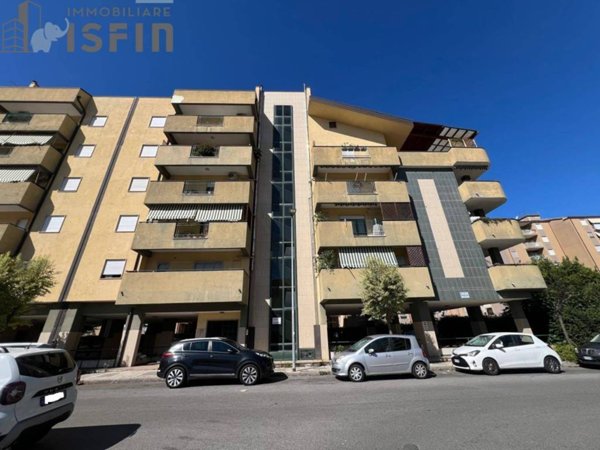 appartamento in vendita a Cosenza in zona Panebianco