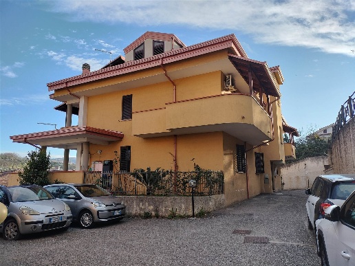 appartamento in vendita a Cosenza in zona Città 2000