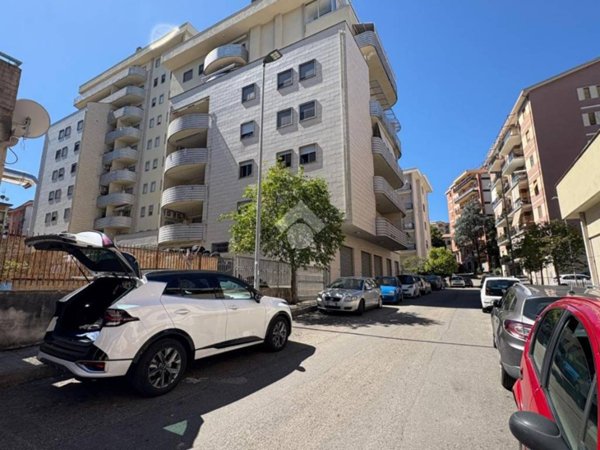 appartamento in vendita a Cosenza in zona Panebianco