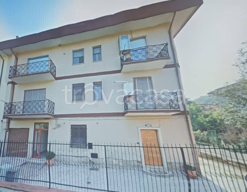 appartamento in vendita a Cosenza in zona Cosenza Vecchia