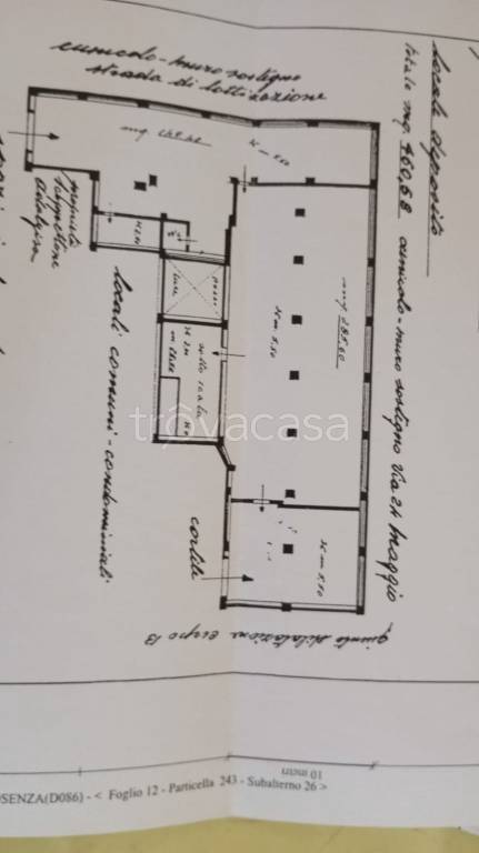 negozio in vendita a Cosenza in zona Cosenza Vecchia