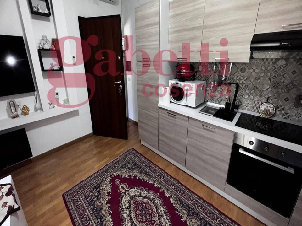 appartamento in vendita a Cosenza in zona Donnici