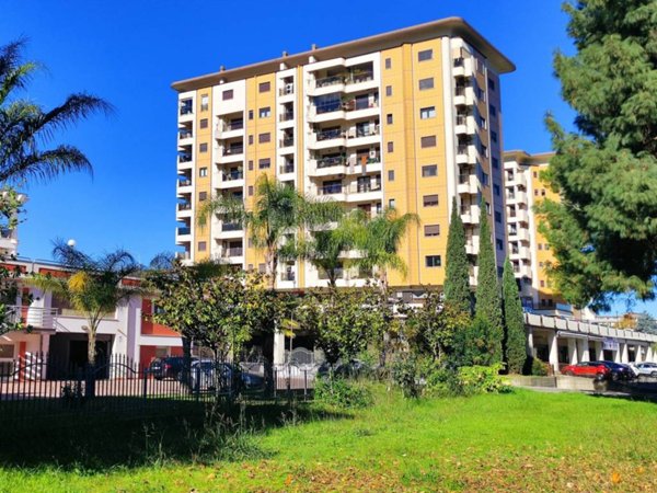 appartamento in vendita a Cosenza in zona Panebianco