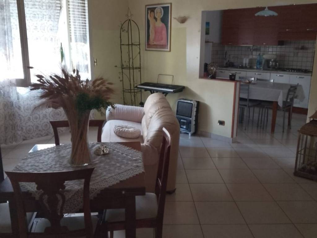 appartamento in vendita a Cosenza in zona Panebianco