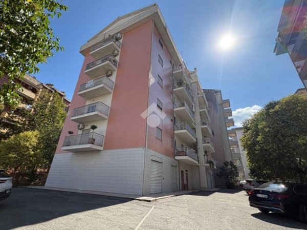 appartamento in vendita a Cosenza in zona Panebianco