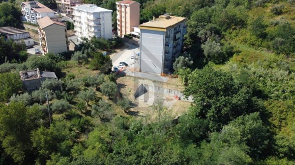 casa indipendente in vendita a Cosenza in zona De Rada