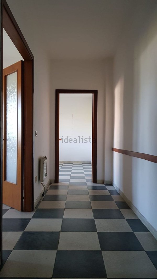 ufficio in vendita a Cosenza in zona Città 2000