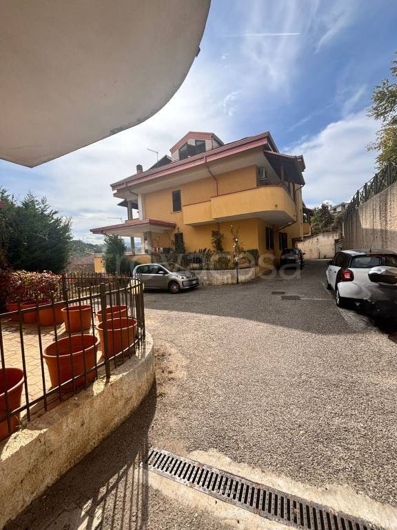 appartamento in vendita a Cosenza in zona Stadio