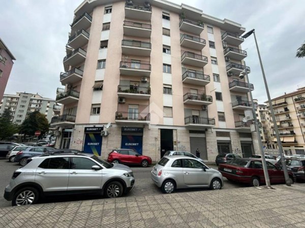 appartamento in vendita a Cosenza in zona Cosenza Vecchia