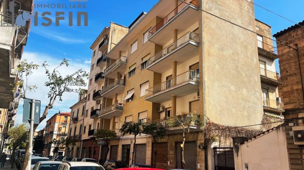 appartamento in vendita a Cosenza in zona Cosenza Vecchia