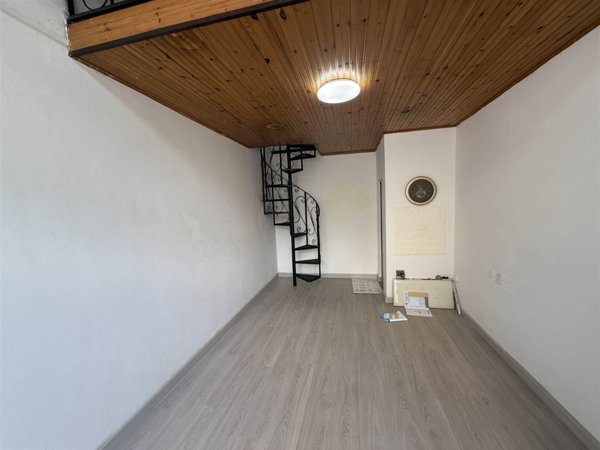 negozio in vendita a Cosenza