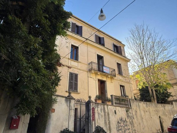 appartamento in vendita a Cosenza in zona Cosenza Vecchia