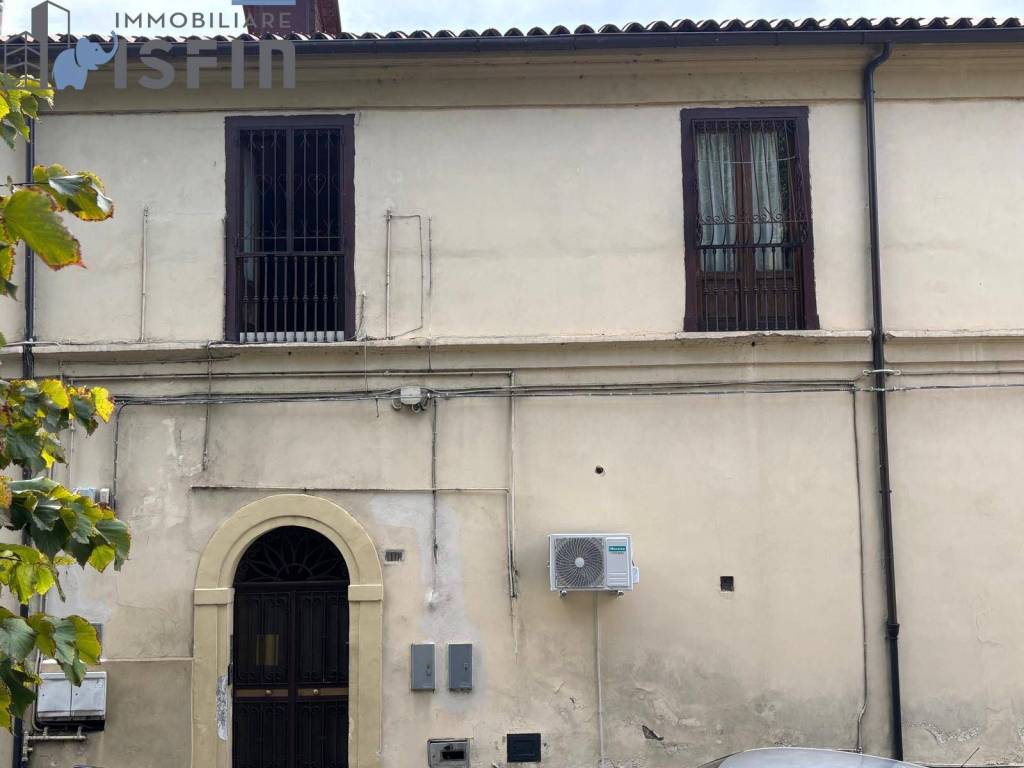 appartamento in vendita a Cosenza in zona Cosenza Vecchia
