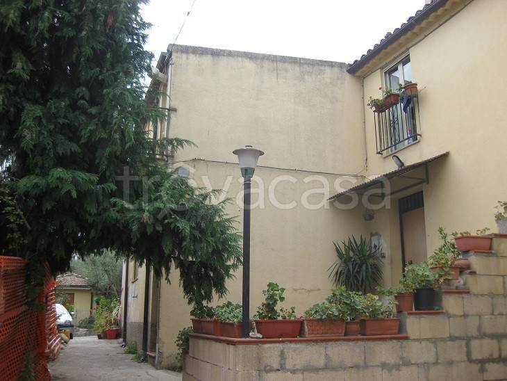 casa indipendente in vendita a Cosenza in zona Sant'Ippolito
