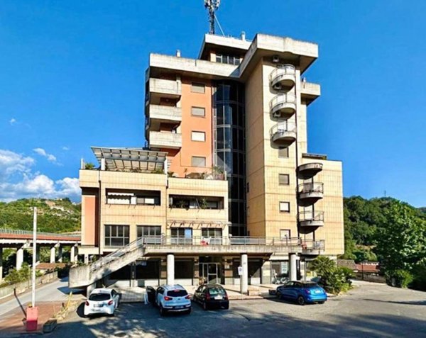 appartamento in vendita a Cosenza in zona Cosenza Vecchia