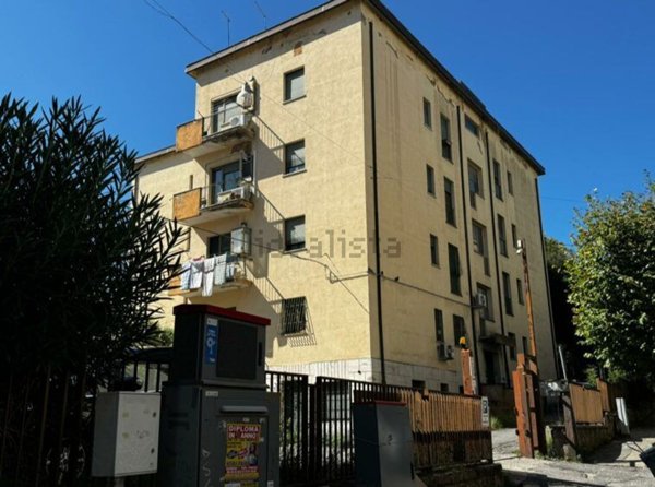 appartamento in vendita a Cosenza in zona Cosenza Vecchia