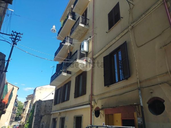 appartamento in vendita a Cosenza in zona Cosenza Vecchia
