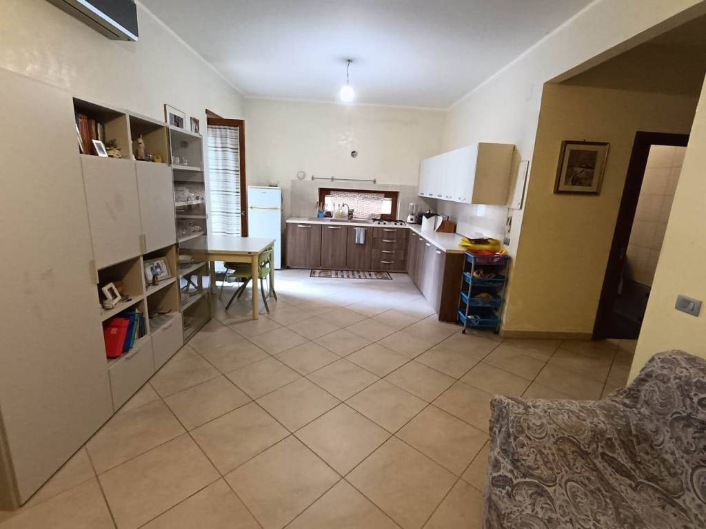 appartamento in vendita a Cosenza in zona Panebianco