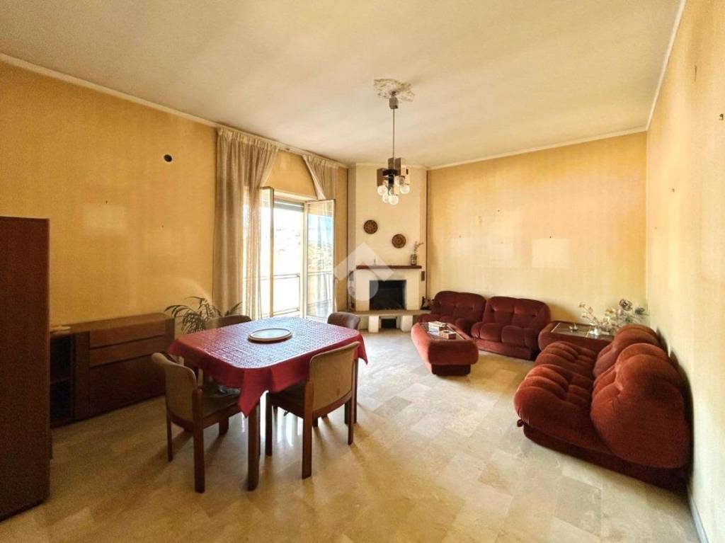 appartamento in vendita a Cosenza in zona Cosenza Vecchia