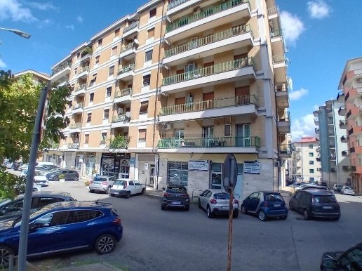 appartamento in vendita a Cosenza in zona Panebianco