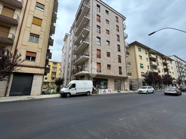appartamento in vendita a Cosenza in zona Stadio