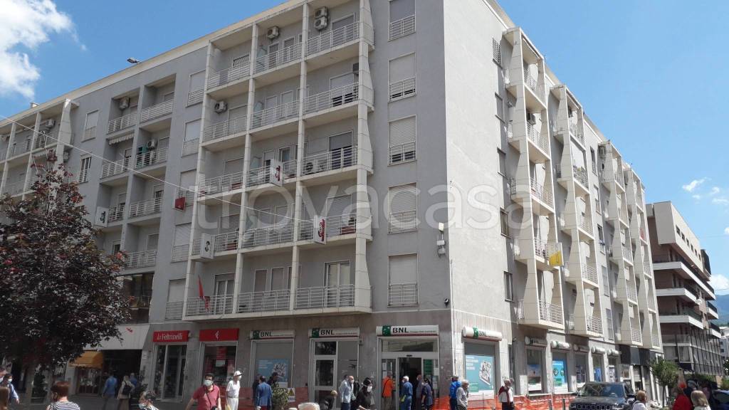 appartamento in vendita a Cosenza in zona Cosenza Vecchia