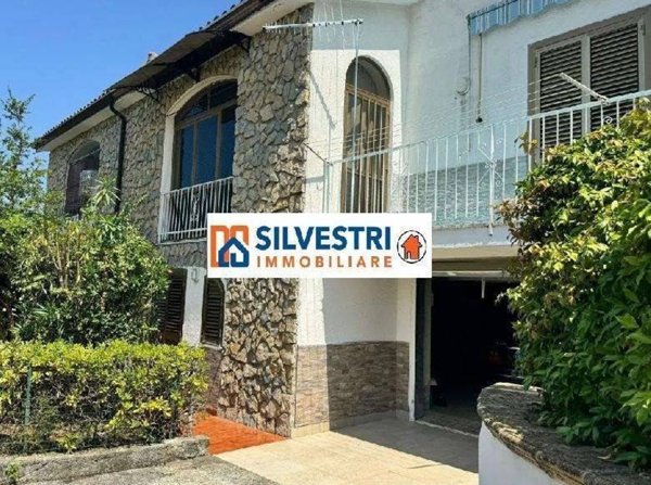 casa indipendente in vendita a Cosenza in zona Stadio