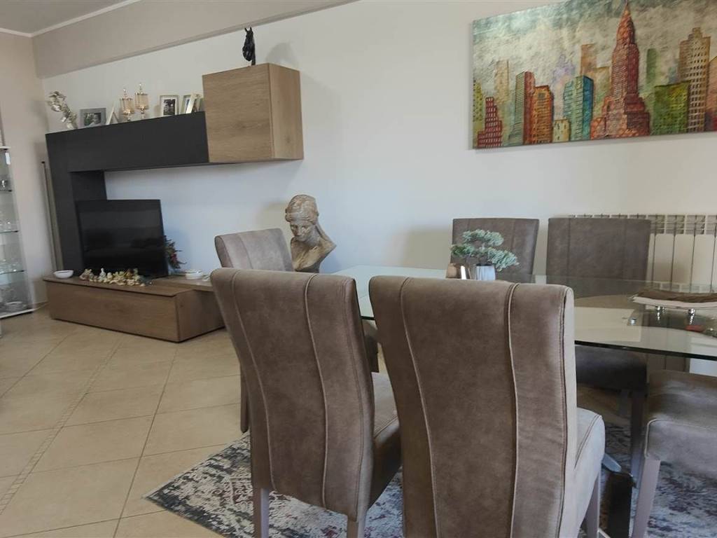 appartamento in vendita a Cosenza in zona Via Popilia