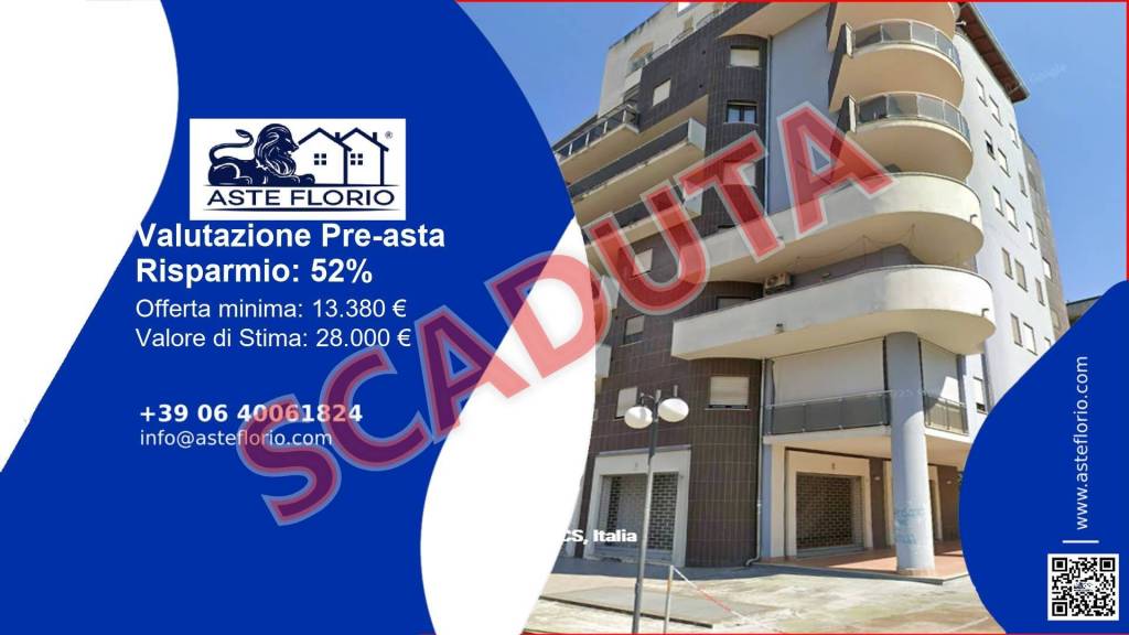 locale commerciale in vendita a Cosenza