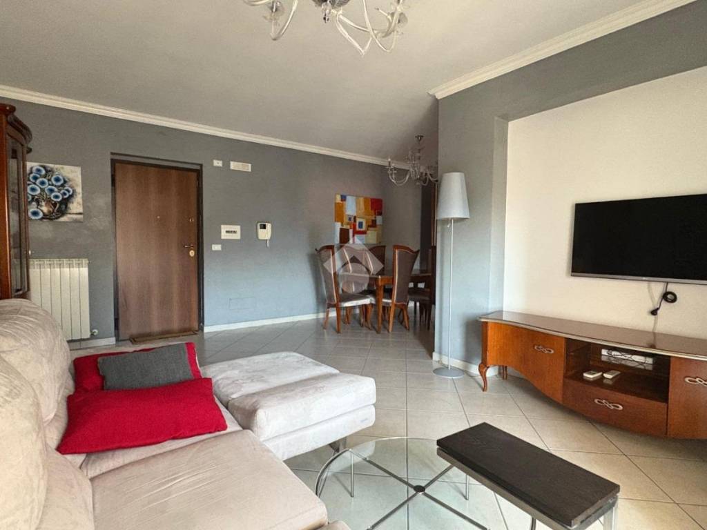 appartamento in vendita a Cosenza in zona Panebianco