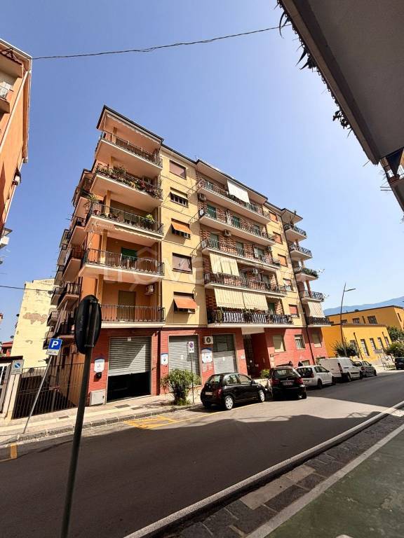 appartamento in vendita a Cosenza in zona Cosenza Vecchia