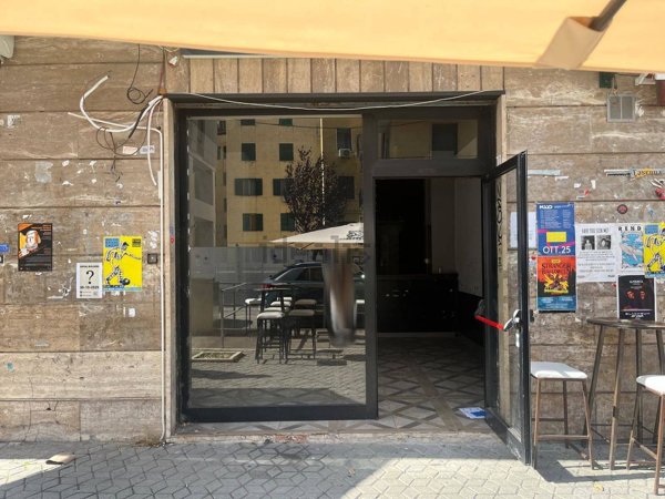 locale commerciale in vendita a Cosenza in zona Cosenza Vecchia