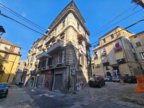 appartamento in vendita a Cosenza in zona Cosenza Vecchia