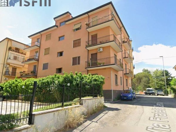 appartamento in vendita a Cosenza in zona Panebianco