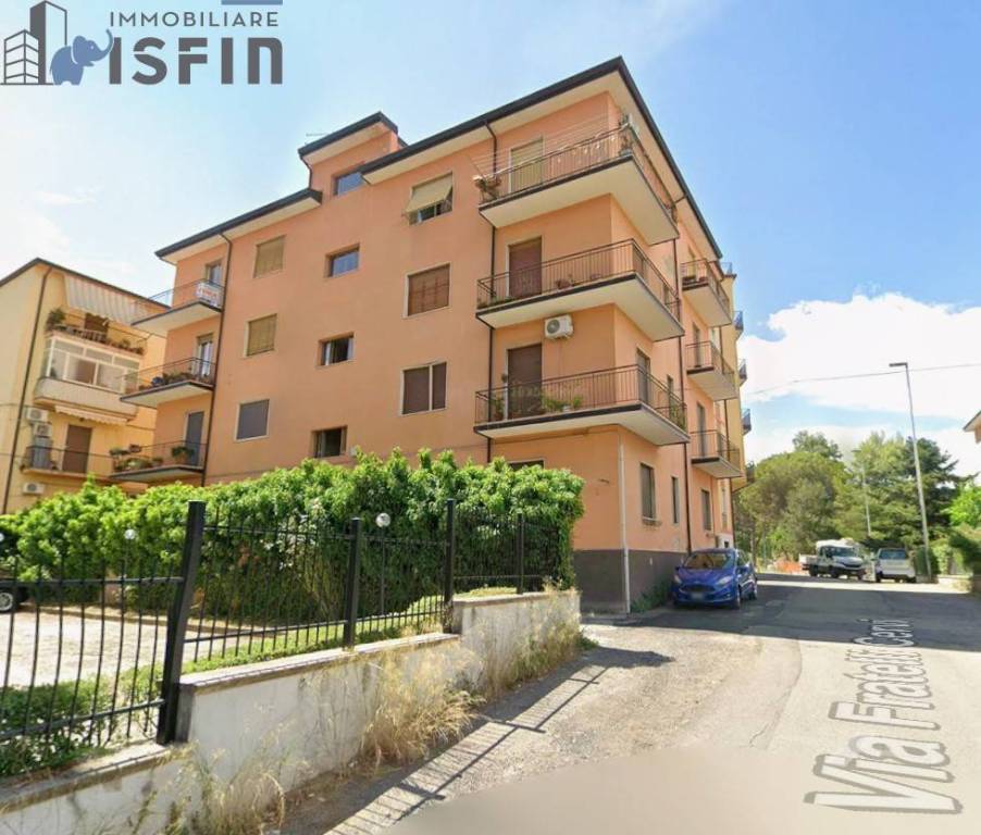 appartamento in vendita a Cosenza in zona Panebianco