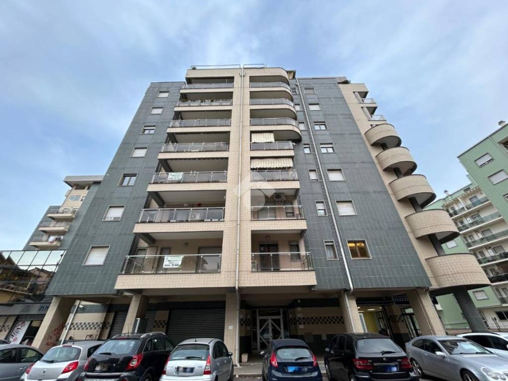 appartamento in vendita a Cosenza in zona Panebianco