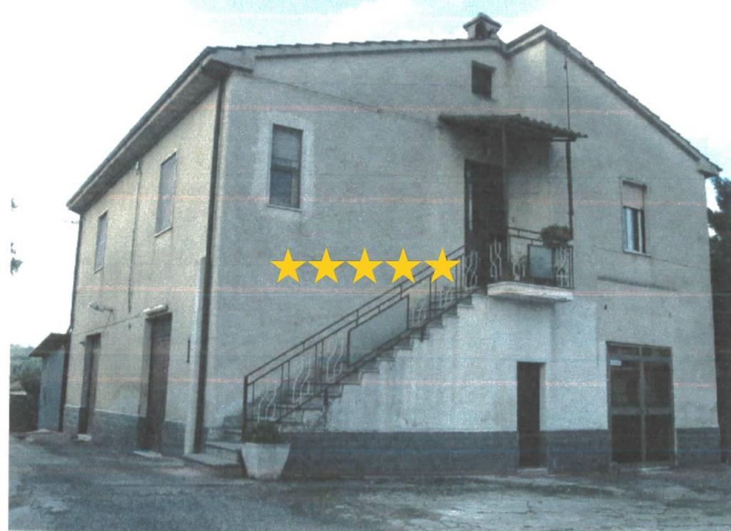 appartamento in vendita a Cosenza in zona Donnici