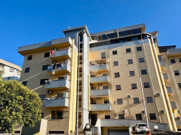 appartamento in vendita a Cosenza in zona Via Popilia