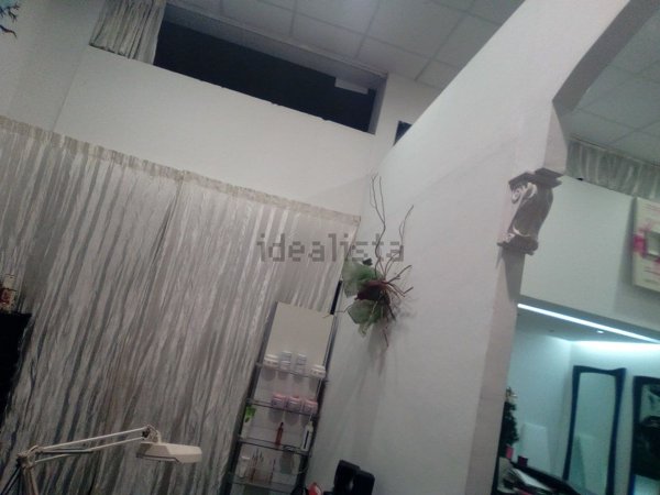 locale commerciale in vendita a Cosenza