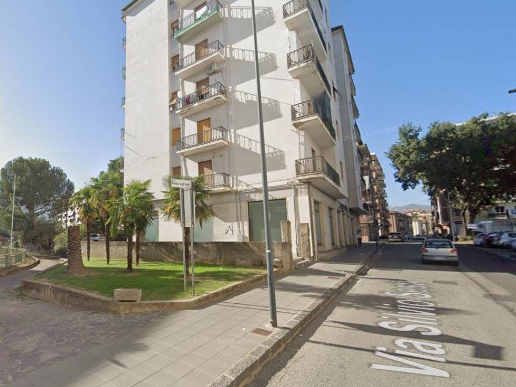 appartamento in vendita a Cosenza in zona Panebianco