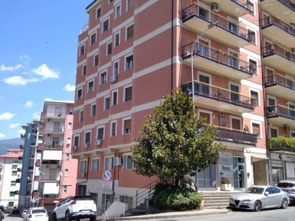 appartamento in vendita a Cosenza in zona Città 2000