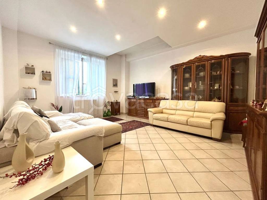 appartamento in vendita a Cosenza in zona Cosenza Vecchia